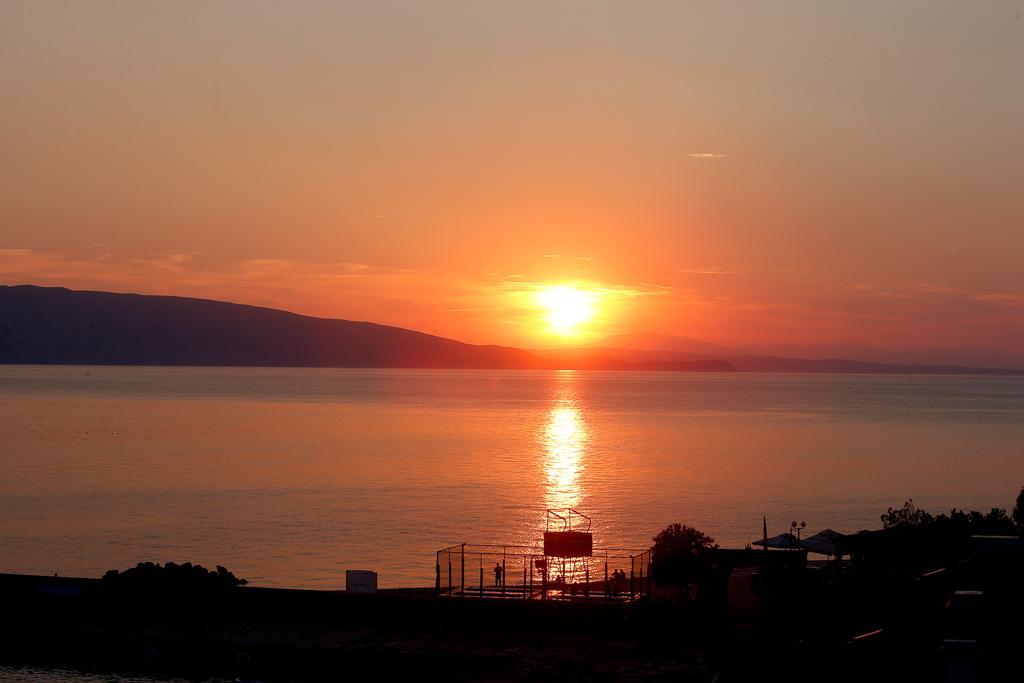 Beach Apartments Senj  Esterno foto